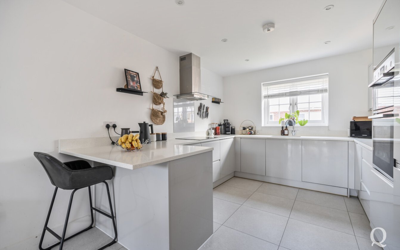 Woodgate Close, Borden, Sittingbourne, Kent, ME9, 9818, image-2 - Quealy & Co