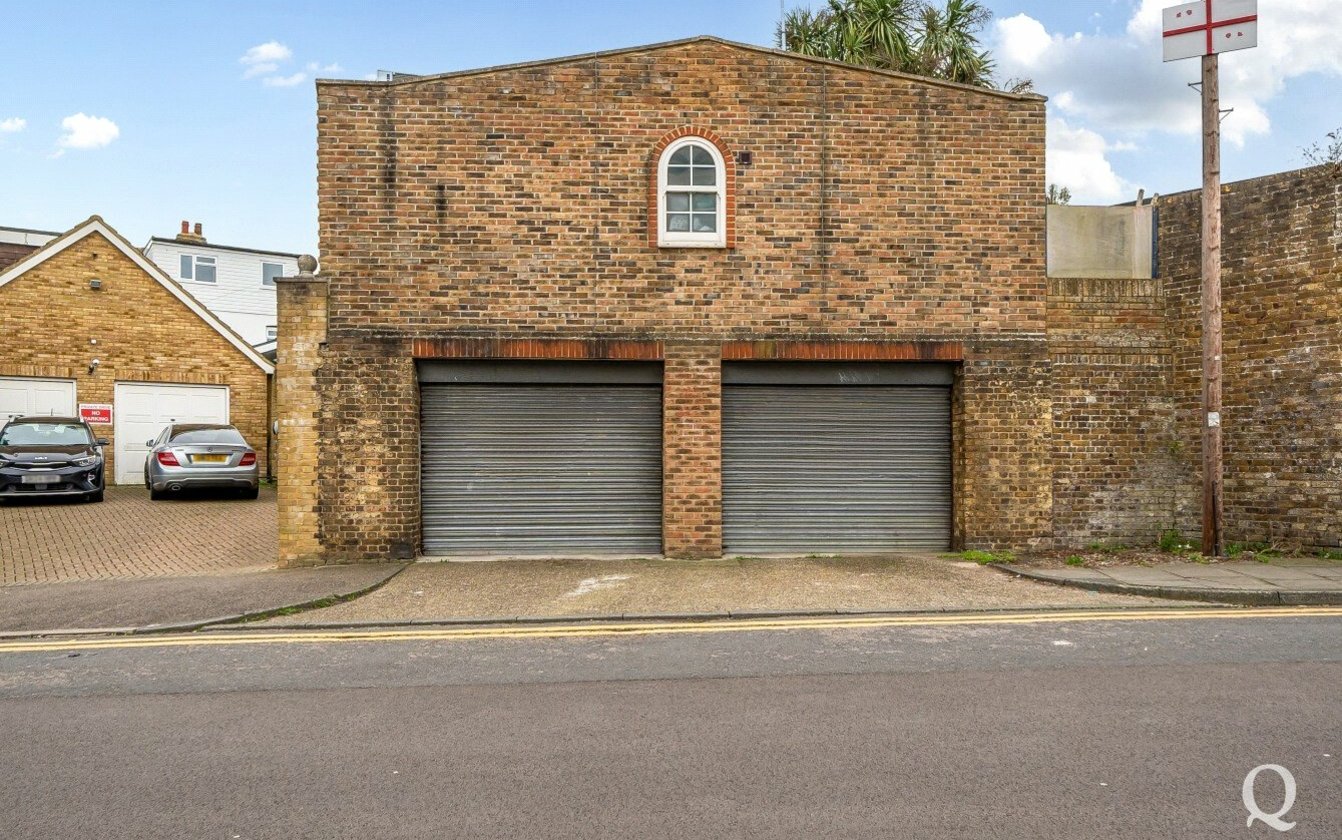 London Road, Sittingbourne, Kent, ME10, 9843, image-21 - Quealy & Co