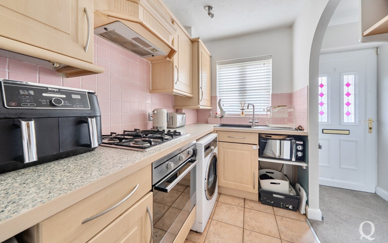Clement Close, Milton Regis, Sittingbourne, Kent, ME10, 9866, image-2 - Quealy & Co