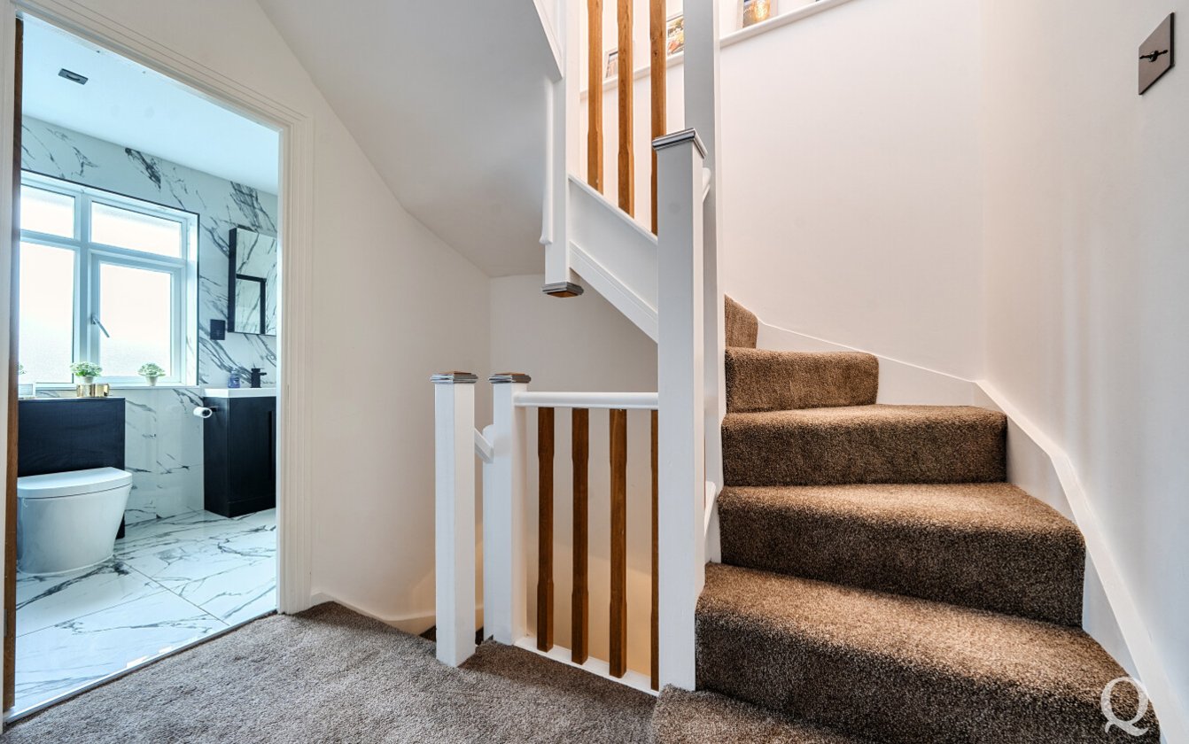 Eastcourt Lane, Gillingham, Kent, ME7, 9867, image-11 - Quealy & Co