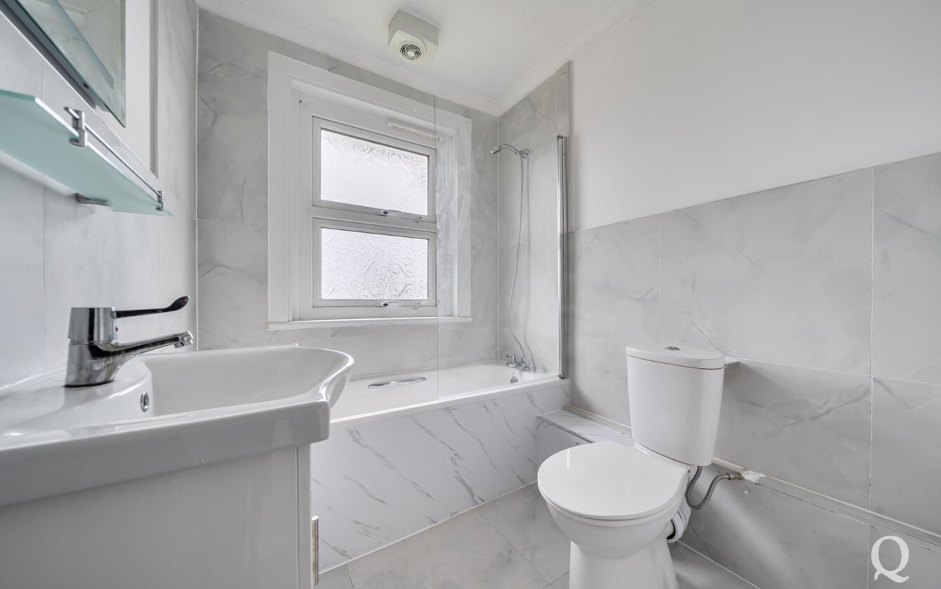 Coldharbour Lane, Kemsley, Sittingbourne, Kent, ME10, 9869, image-6 - Quealy & Co