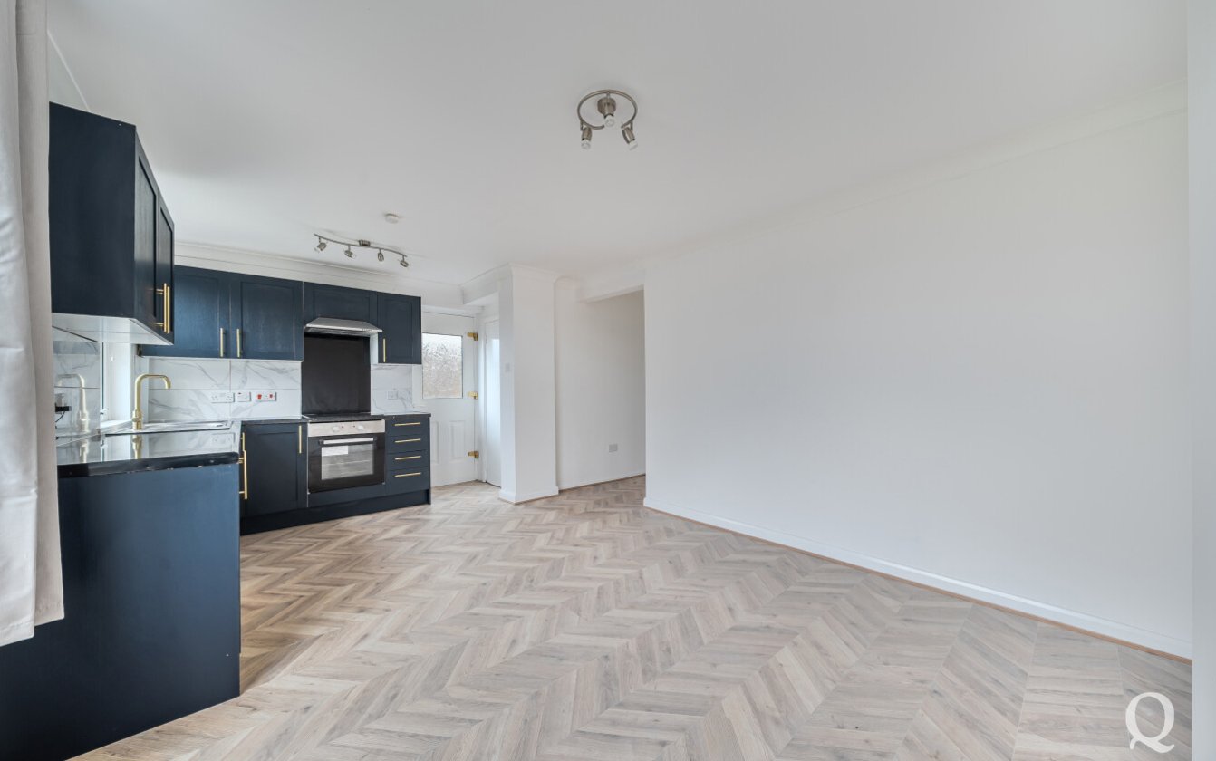 Coldharbour Lane, Kemsley, Sittingbourne, Kent, ME10, 9869, image-2 - Quealy & Co