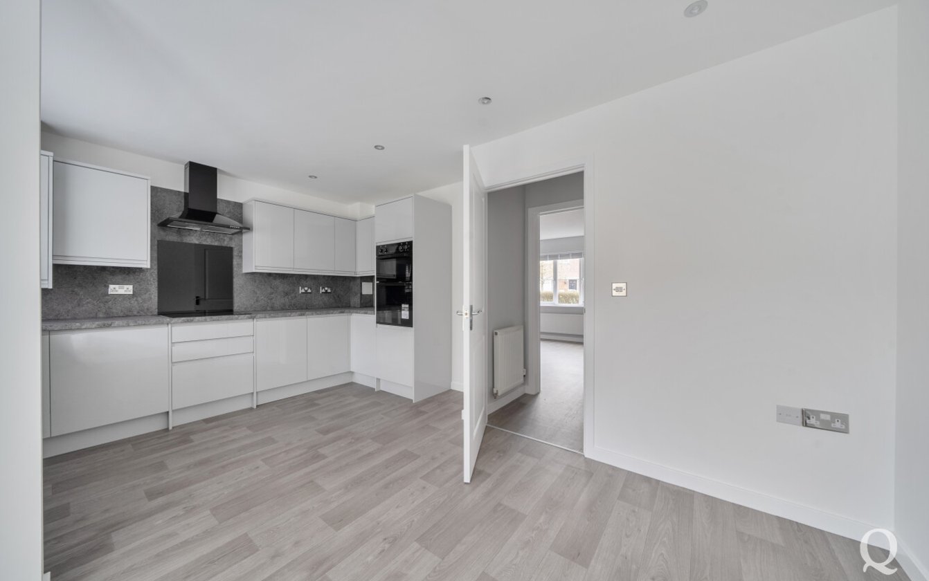 Primrose Avenue, Sittingbourne, Kent, ME10, 9881, image-2 - Quealy & Co