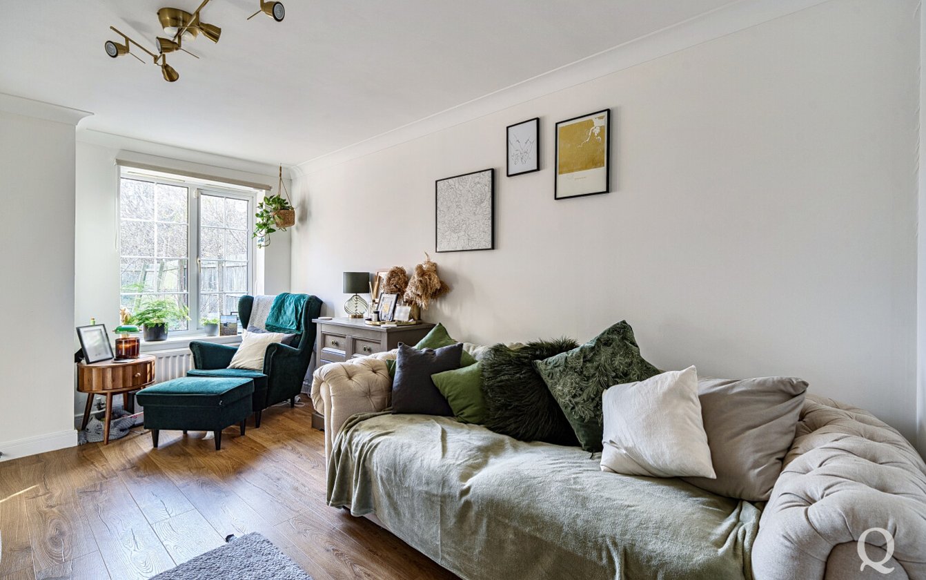 Emerald Crescent, Sittingbourne, Kent, ME10, 9895, image-20 - Quealy & Co