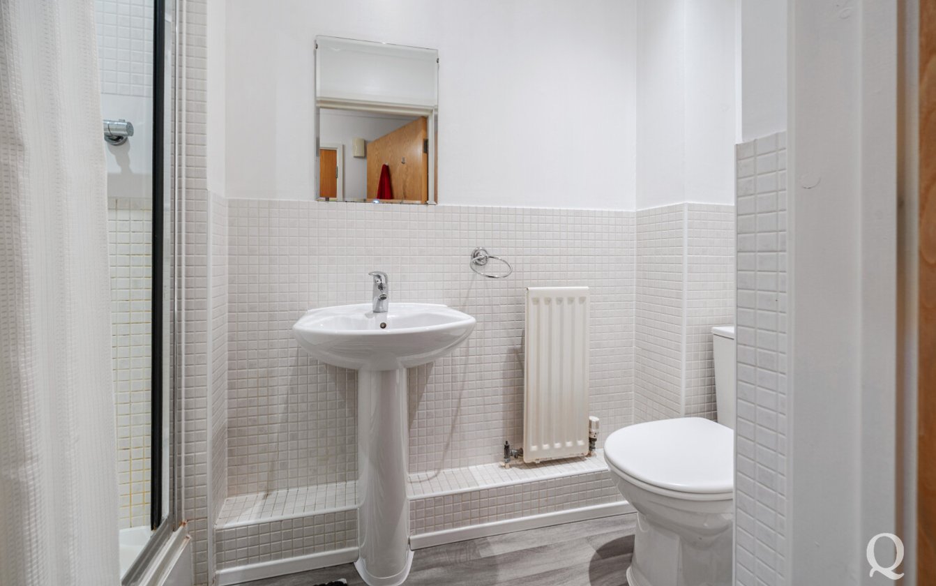 The Lakes, Larkfield, Aylesford, Kent, ME20, 9962, image-7 - Quealy & Co