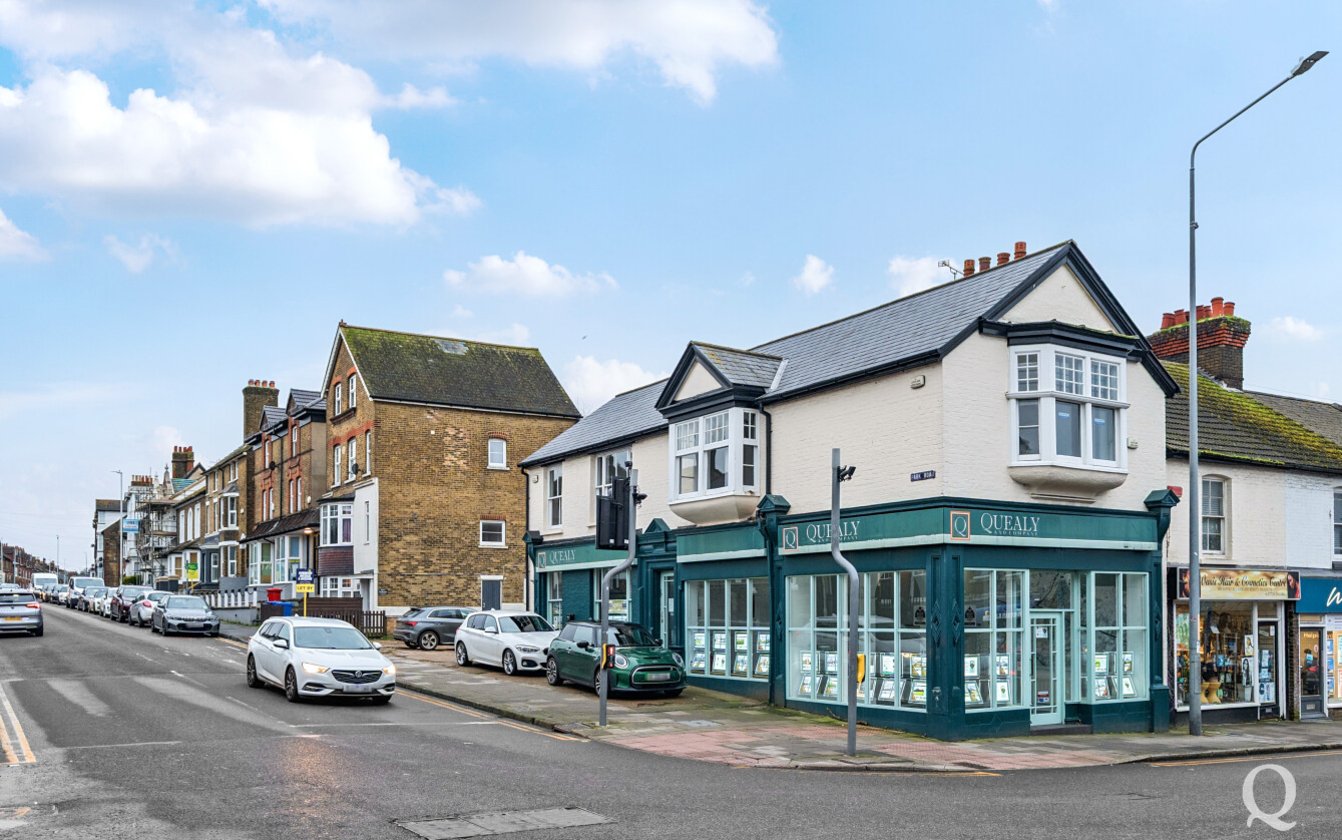 Park Road, Sittingbourne, Kent, ME10, 9968, image-3 - Quealy & Co