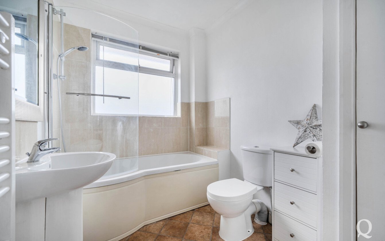 Honeyball Walk, Teynham, Sittingbourne, Kent, ME9, 9991, image-6 - Quealy & Co