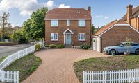 Grandsire Gardens, Hoo, Rochester, Kent, ME3, 18052 - Quealy & Co
