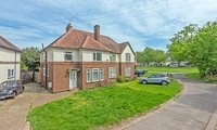 Trotts Hall Gardens, SITTINGBOURNE, Kent, ME10, 4928 - Quealy & Co