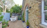 Lynsted Lane, Teynham, Sittingbourne, Kent, ME9, 710 - Quealy & Co