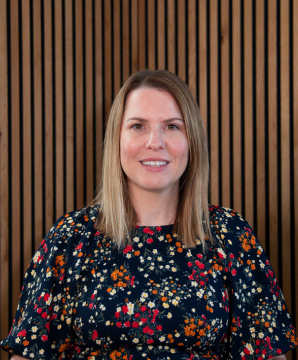 Hayley Burrows - Quealy & Co