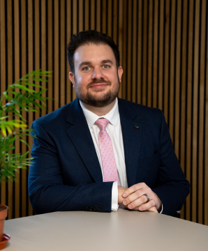 Sam Clifton - Quealy & Co