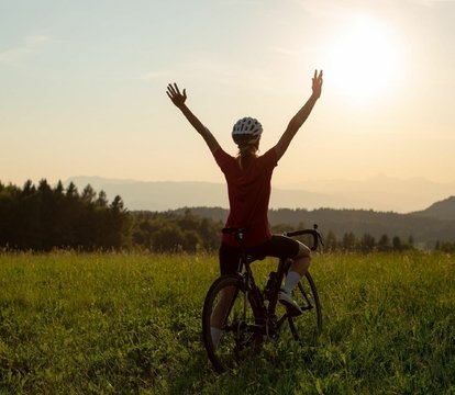 From Kili to the Coast: Quealy & Co Proudly Supports Naomi’s Incredible Charity Challenge
