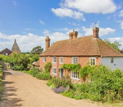 How Do Estate Agents Value Unique Homes in Kent? - Quealy & Co