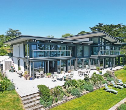 A Holiday Home To Dream About? - Quealy & Co