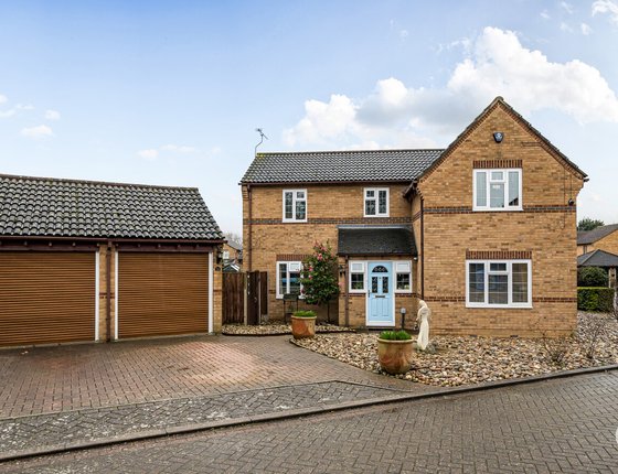 Pavilion Drive, Kemsley, Sittingbourne, ME10, 10061 - Quealy & Co