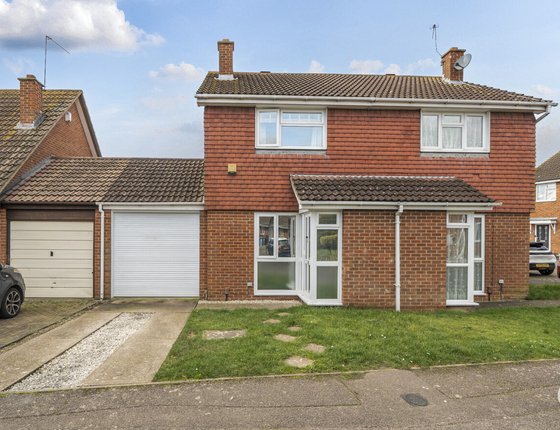 Volante Drive, Sittingbourne, Kent, ME10, 10140 - Quealy & Co