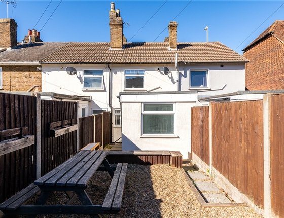 London Road, Sittingbourne, Kent, ME10, 10202 - Quealy & Co