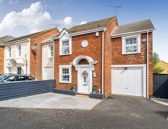 Wadham Place, Sittingbourne, Kent, ME10, 10349 - Quealy & Co