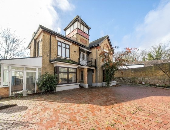 London Road, Rochester, Kent, ME2, 10389 - Quealy & Co