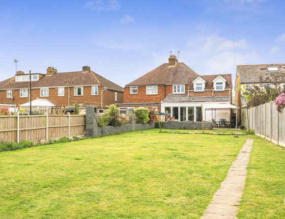 Ruins Barn Road, Tunstall, Sittingbourne, Kent, ME10, 10485 - Quealy & Co