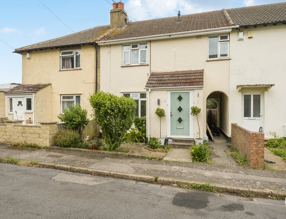 Waterloo Road, Sittingbourne, Kent, ME10, 10637 - Quealy & Co