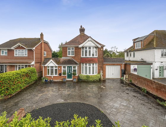 Canterbury Road, Sittingbourne, Kent, ME10, 10733 - Quealy & Co