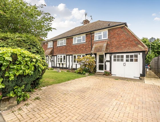 Ashtead Drive, Bapchild, Sittingbourne, Kent, ME9, 10863 - Quealy & Co