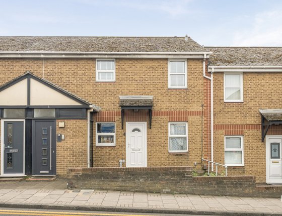 Cloisters, West Street, Sittingbourne, Kent, ME10, 10894 - Quealy & Co