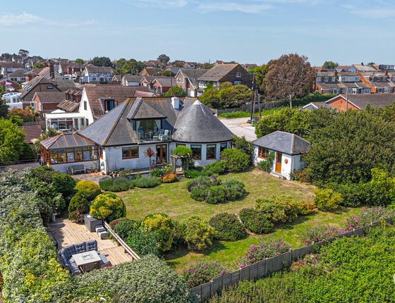 Seathorpe Avenue, Minster on Sea, Sheerness, Kent, ME12, 11093 - Quealy & Co