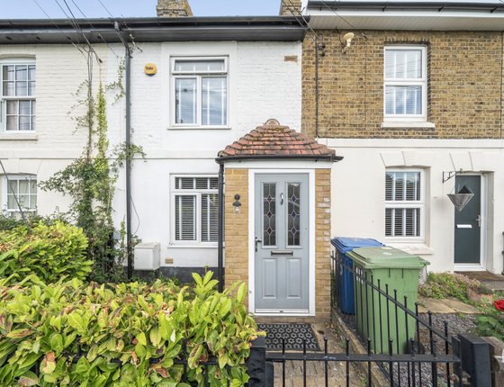Breach Lane, Lower Halstow, Sittingbourne, Kent, ME9, 11247 - Quealy & Co