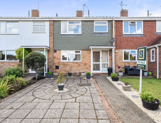 Hunstanton Close, Rainham, Gillingham, Kent, ME8, 11317 - Quealy & Co