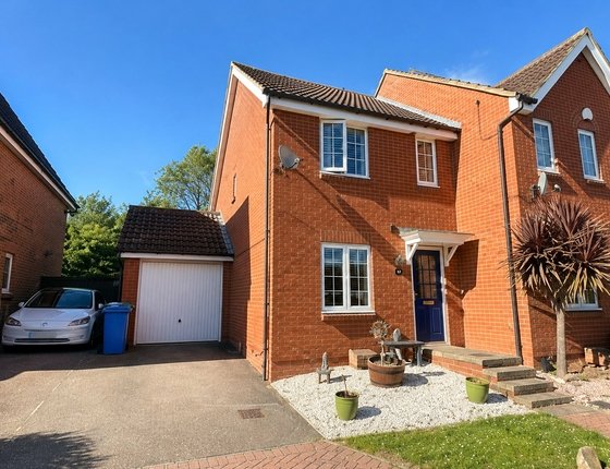 Charlock Drive, Minster on Sea, Sheerness, Kent, ME12, 11402 - Quealy & Co