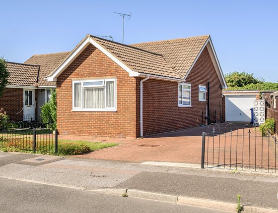 Gadby Road, Sittingbourne, Kent, ME10, 11452 - Quealy & Co