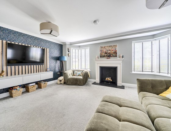 Castle Way, Boughton Monchelsea, Maidstone, Kent, ME17, 11471 - Quealy & Co