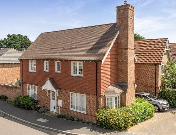 Castle Way, Boughton Monchelsea, Maidstone, Kent, ME17, 11471 - Quealy & Co