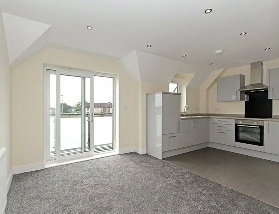 London Road, Sittingbourne, Kent, ME10, 17409 - Quealy & Co