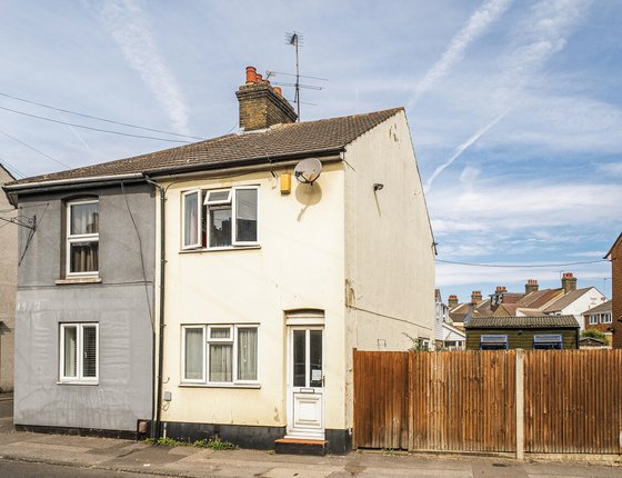 Chalkwell Road, Sittingbourne, Kent, ME10, 17631 - Quealy & Co