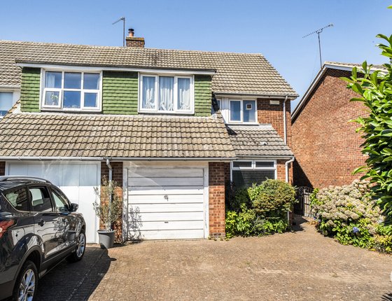 Bradley Drive, Sittingbourne, Kent, ME10, 17674 - Quealy & Co
