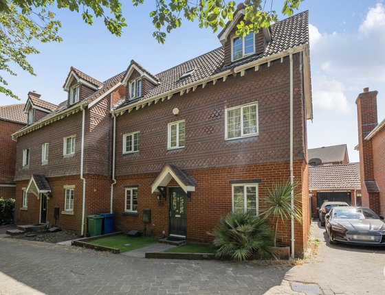 Ruby Close, Sittingbourne, Kent, ME10, 17686 - Quealy & Co