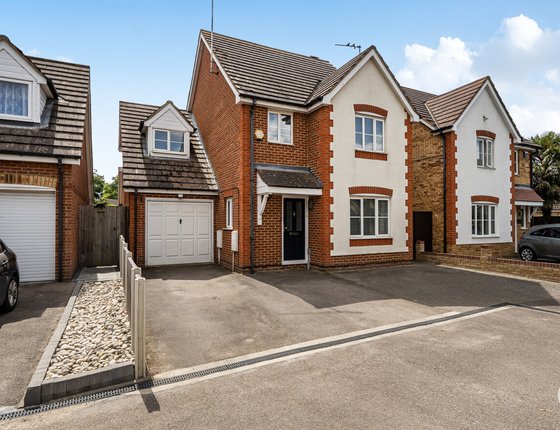 Moonfleet Close, Kemsley, Sittingbourne, Kent, ME10, 17688 - Quealy & Co