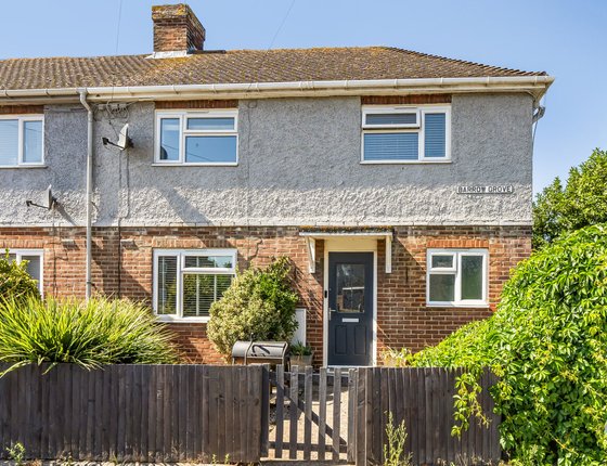 Barrow Grove, Sittingbourne, Kent, ME10, 17752 - Quealy & Co