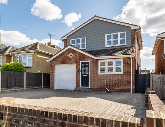 Woodland Drive, Minster on Sea, Sheerness, Kent, ME12, 17753 - Quealy & Co