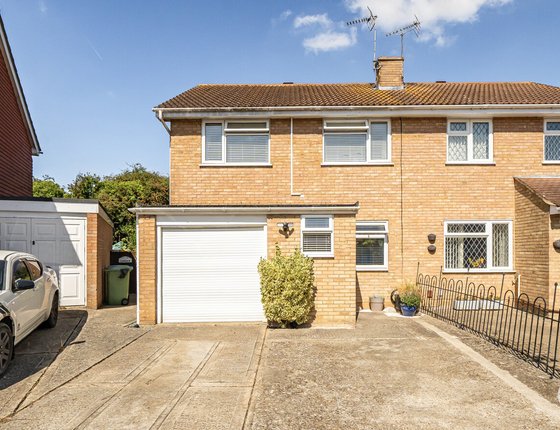 Alexandra Close, Sittingbourne, Kent, ME10, 17823 - Quealy & Co