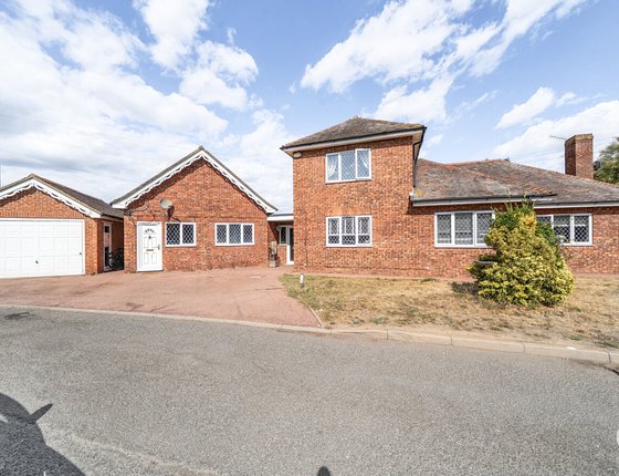Norwood Close, Cliffe, Rochester, Kent, ME3, 17956 - Quealy & Co