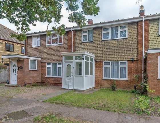 Sprotshill Close, Milton Regis, Sittingbourne, Kent, ME10, 3783 - Quealy & Co