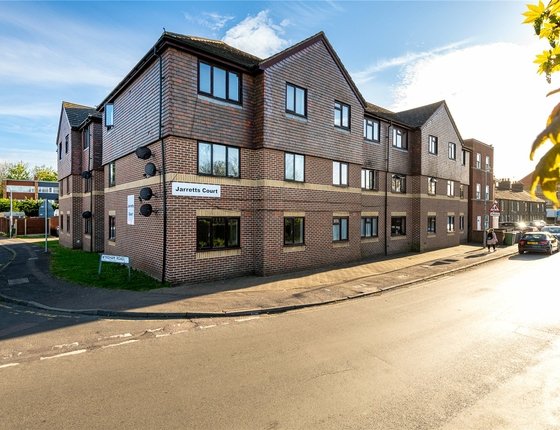7 Jarretts Court, Wykeham Road, SITTINGBOURNE, Kent, ME10, 4414 - Quealy & Co