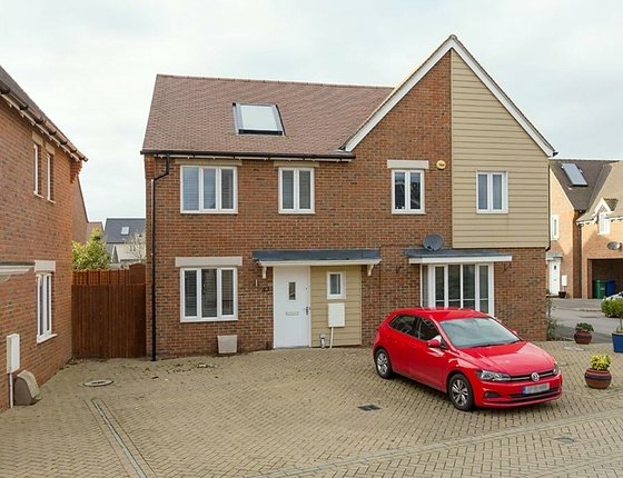 Redwing Avenue, Iwade, SITTINGBOURNE, Kent, ME9, 4416 - Quealy & Co