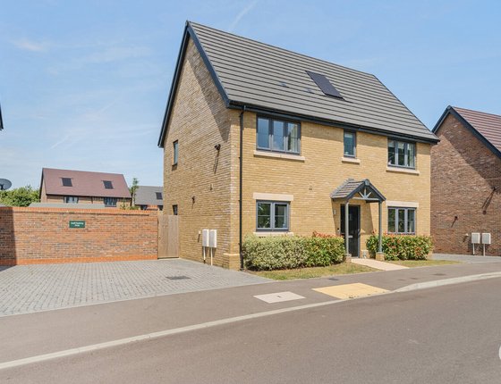 Fairlake View, Sittingbourne, Kent, ME10, 4743 - Quealy & Co