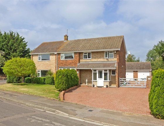 Manwood Close, Sittingbourne, Kent, ME10, 4748 - Quealy & Co